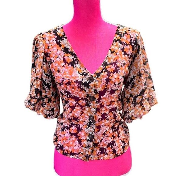 Sanctuary Women's V-Neck Puff-Sleeve Blouse - Picture 4 of 10